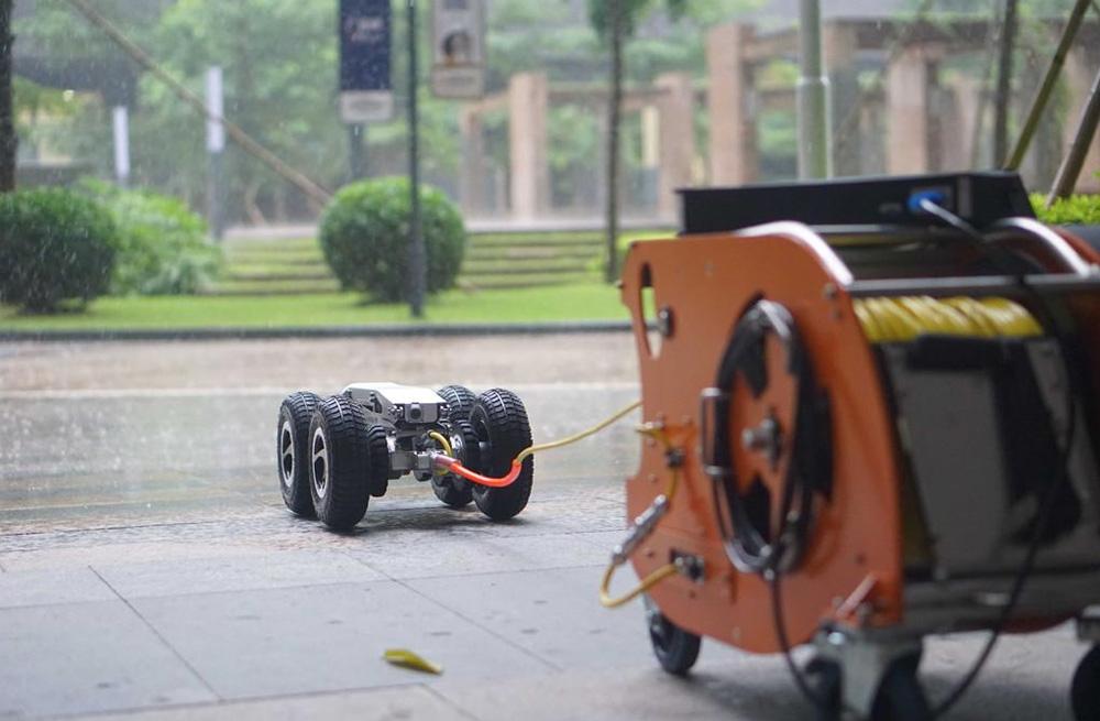 285红旗管道检测机器人